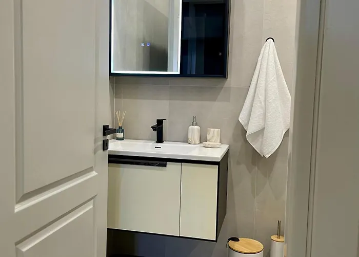- Free Parking - Comfy Center - Apartmán